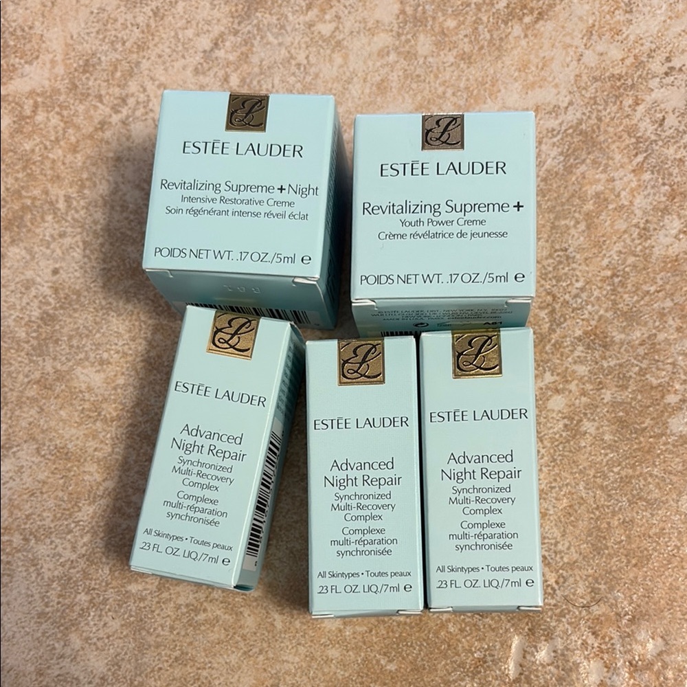 Estee Lauder Revitalizing Supreme+ and Advanced Night Repair Set - Aqua and Gold